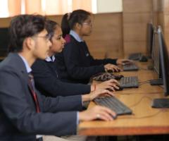 Best Collage in Dehradun for Career Growth - 2