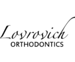 Who offers invisible braces in Seattle?