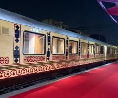 Why Travel on the Palace on Wheels Train?
