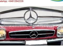 Front grill of Mercedes Pagode W113 (1963-1971)
