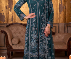 Discover Pakistani Dresses Online UK | Beautiful Designer Outfits & Suits from Rang Jah